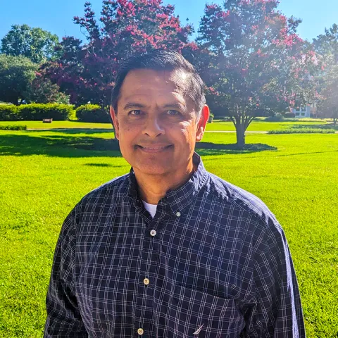 Faculty - Dagoberto-Lopez