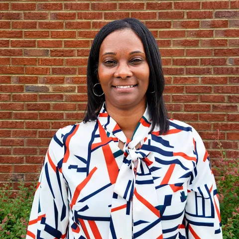 Faculty - Miyaka-Mackie